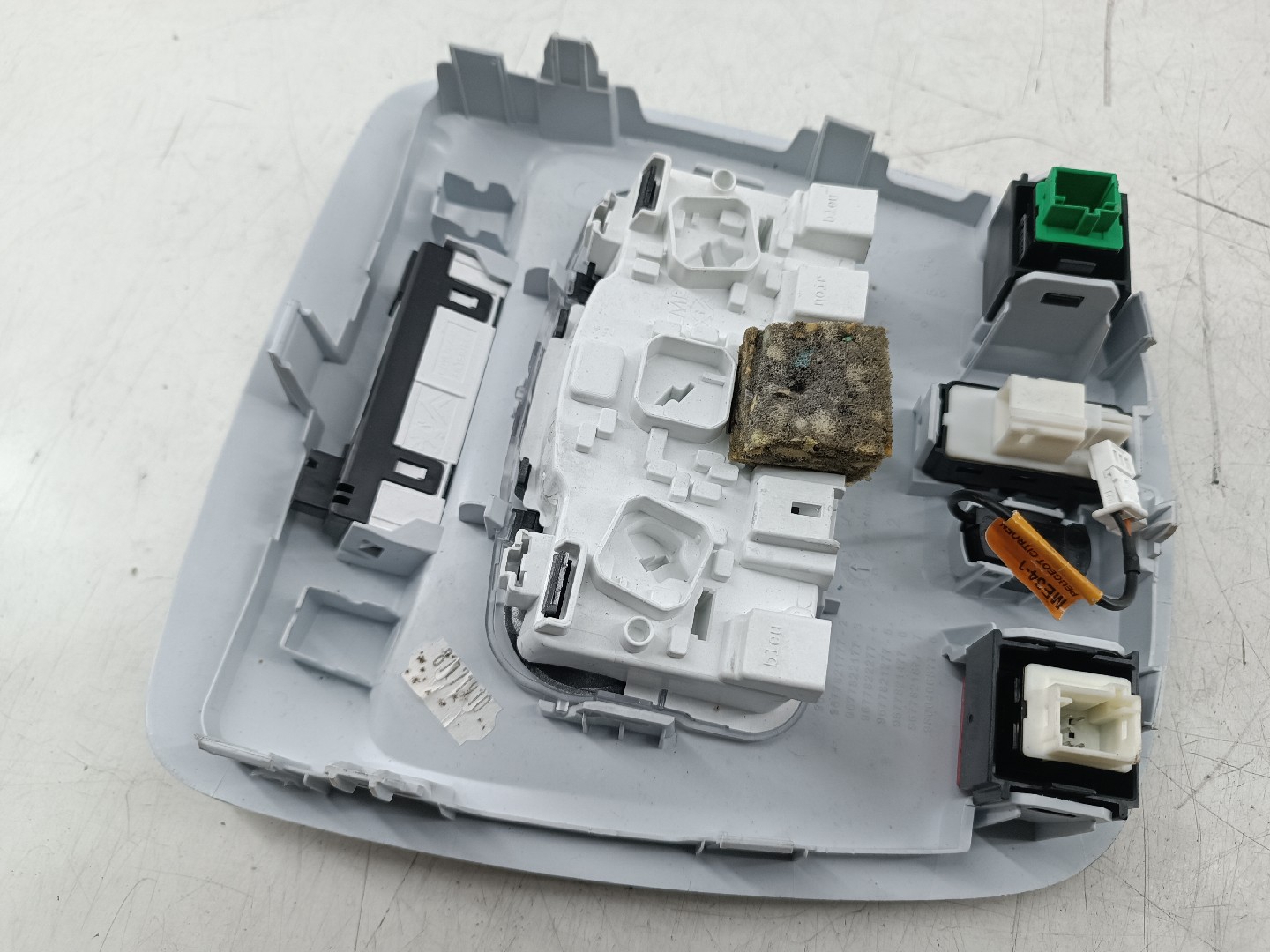 Plafonier interior frente PEUGEOT 308 SW II | 14 -  Imagem-3