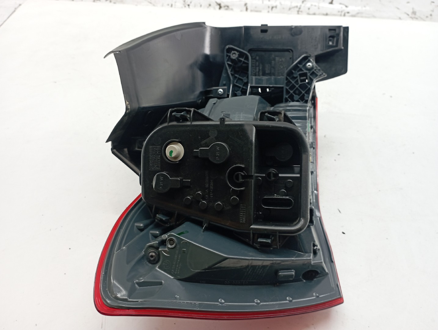 Farolim Stop Direito BMW 1 (F21) | 11 -  Imagem-9