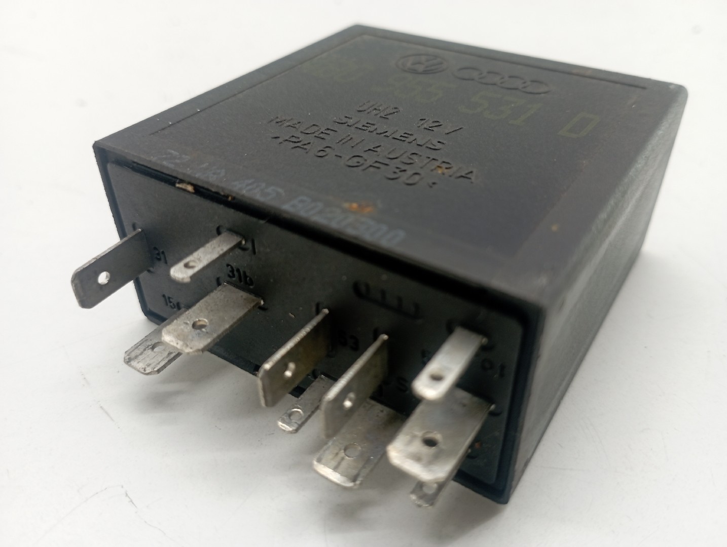 Módulo relé AUDI A4 Avant (8D5, B5) | 94 - 02 Imagem-5