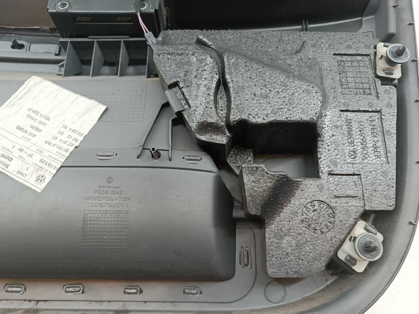 Quartela de porta frente esquerda VOLKSWAGEN POLO (9N_) | 01 - 14 Imagem-2