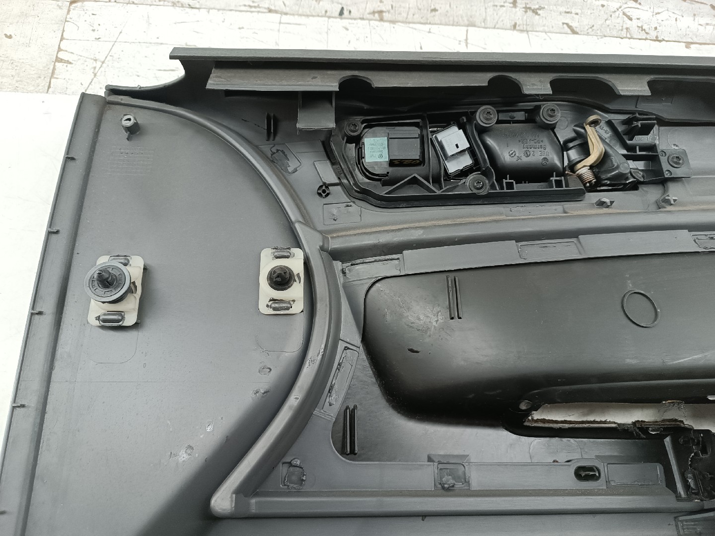 Quartela de porta frente esquerda VOLKSWAGEN POLO (9N_) | 01 - 14 Imagem-4