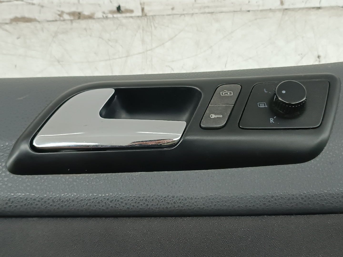 Quartela de porta frente esquerda VOLKSWAGEN POLO (9N_) | 01 - 14 Imagem-8