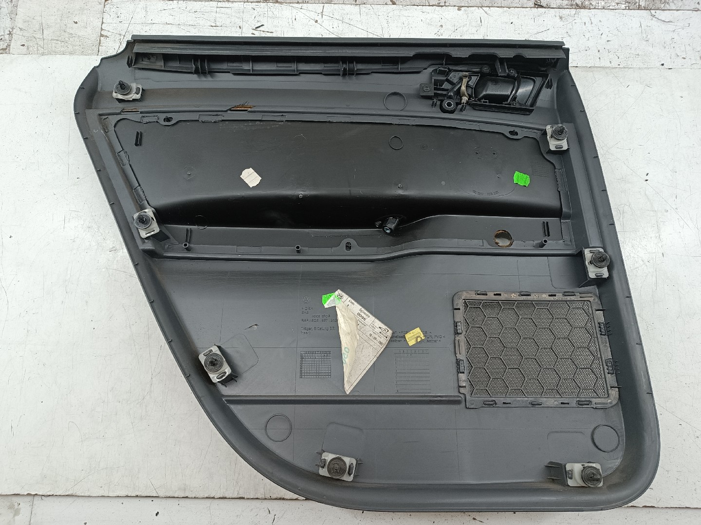 Quartela de porta trás direita VOLKSWAGEN POLO (9N_) | 01 - 14