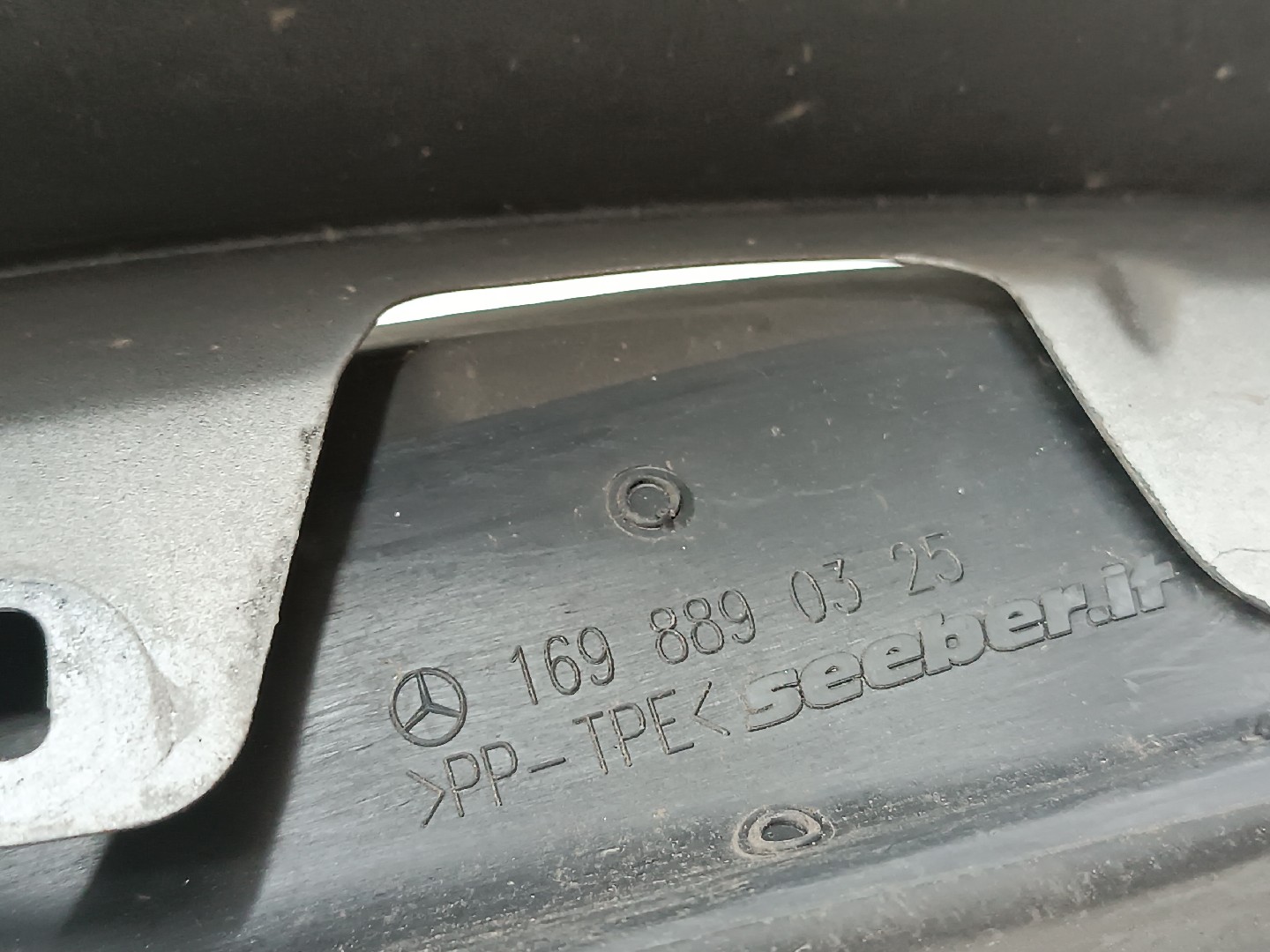 Guarda Lamas Esquerdo MERCEDES-BENZ A-CLASS (W169) | 04 - 12 Imagem-3