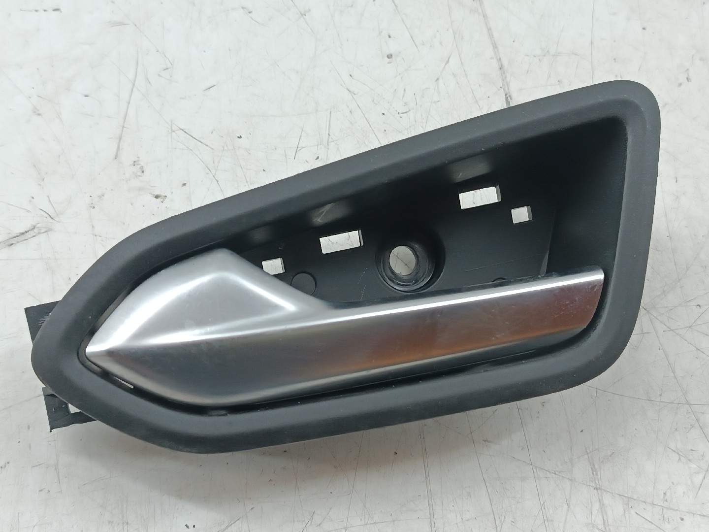 Puxador Interior Porta Frente Esquerdo RENAULT CLIO V (BF_) | 19 -  Imagem-4