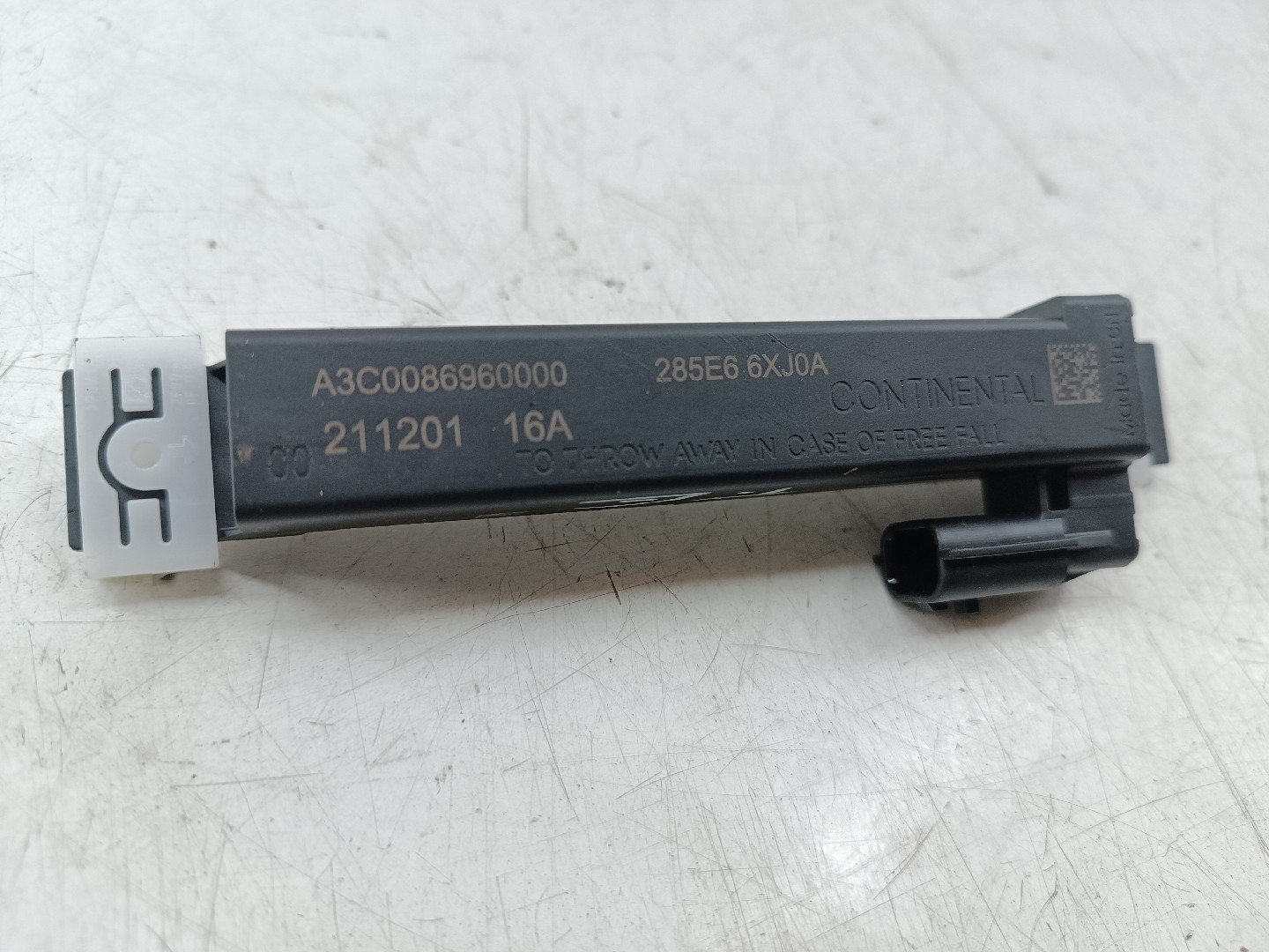 Amplificador de antena RENAULT CLIO V (BF_) | 19 -  Imagem-4