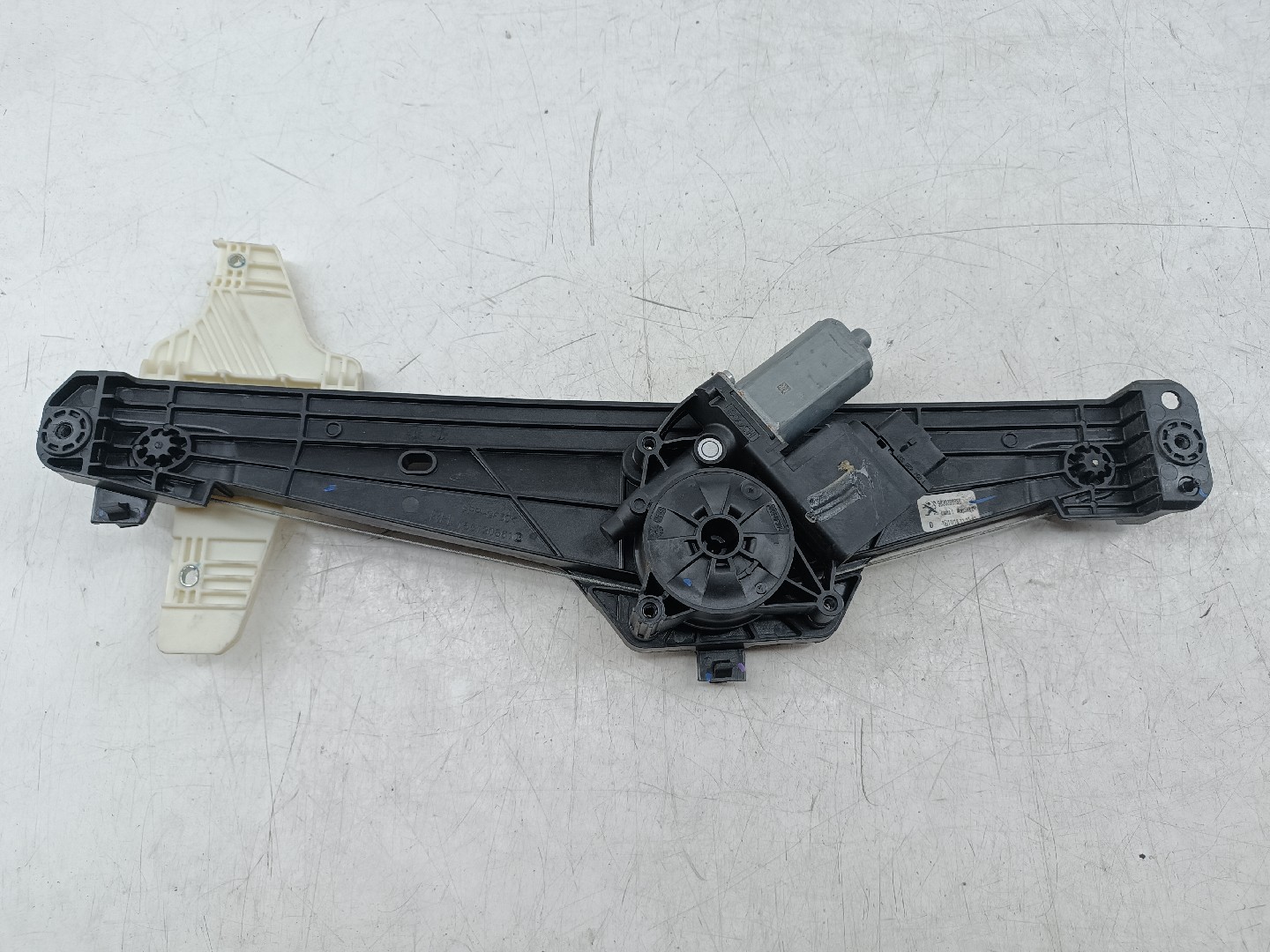 Motor e elevador de vidro trás direito PEUGEOT 5008 II | 16 - 