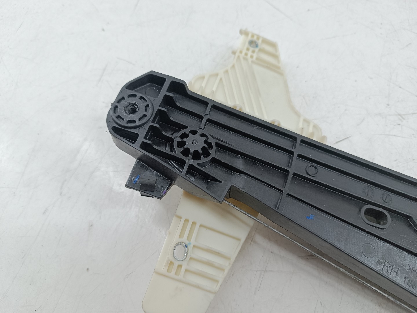 Motor e elevador de vidro trás direito PEUGEOT 5008 II | 16 -  Imagem-3