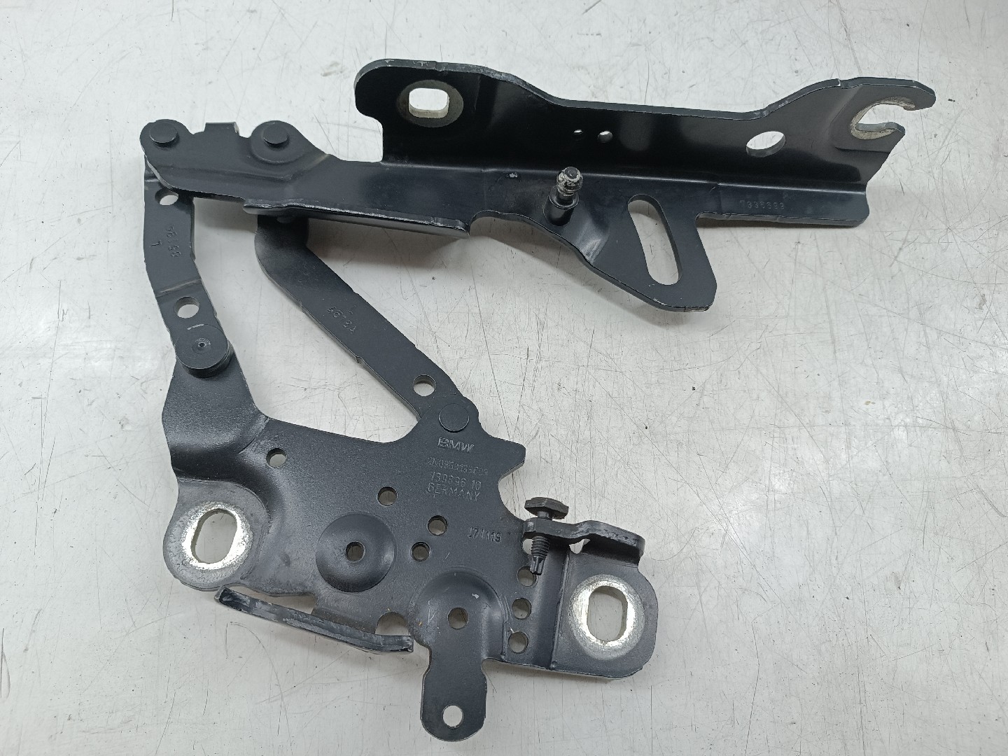 Dobradiça BMW 1 (F20) | 11 - 19