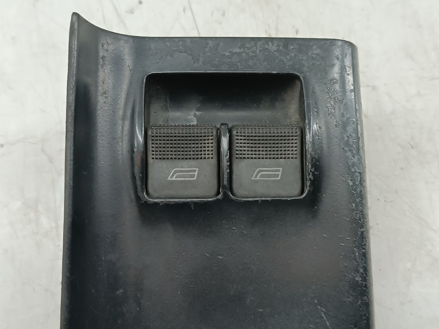 Comutador de vidros AUDI A4 (8D2, B5) | 94 - 01 Imagem-3