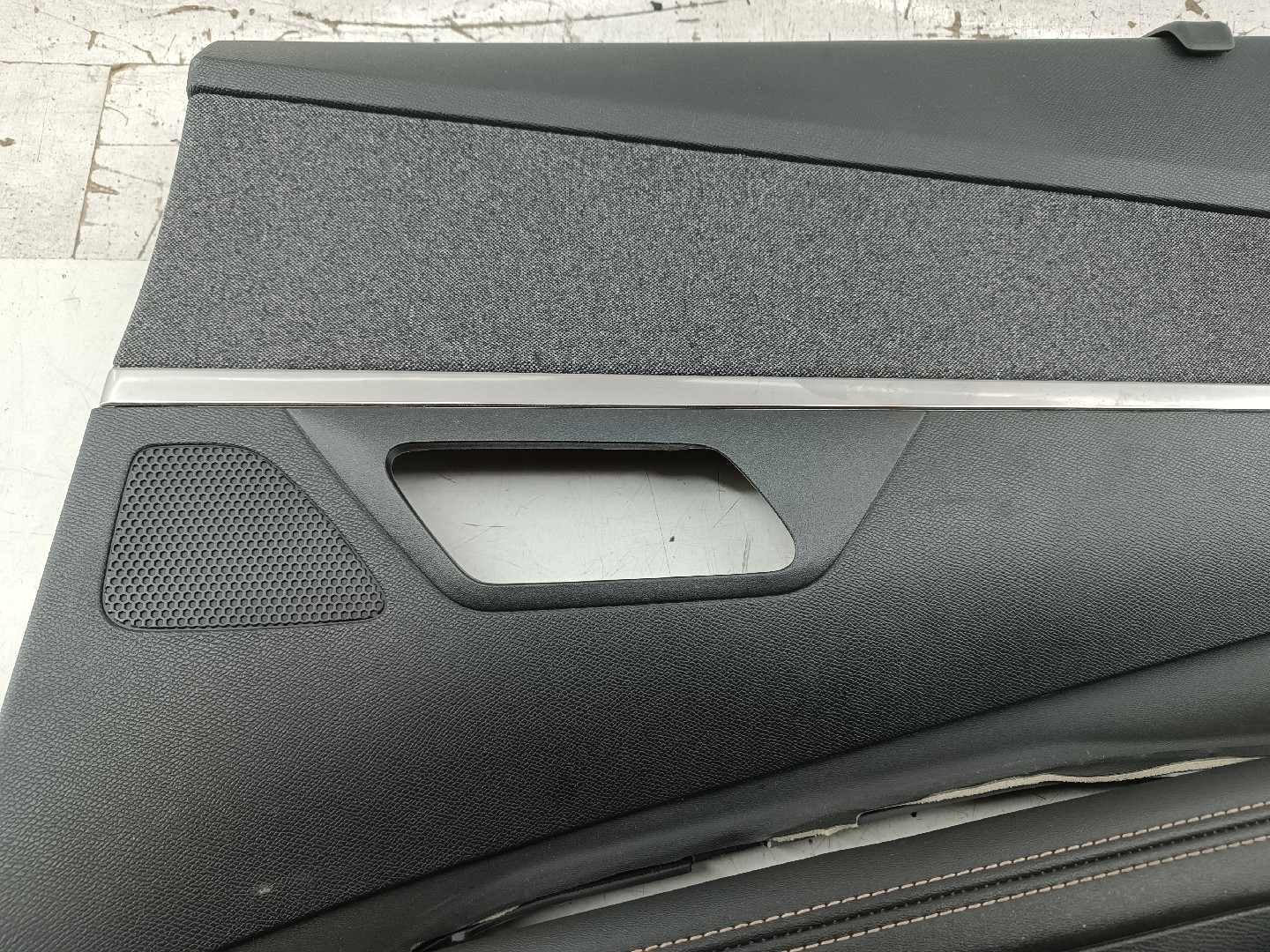 Quartela / forra Porta Tras Direito PEUGEOT 5008 II | 16 -  Imagem-8