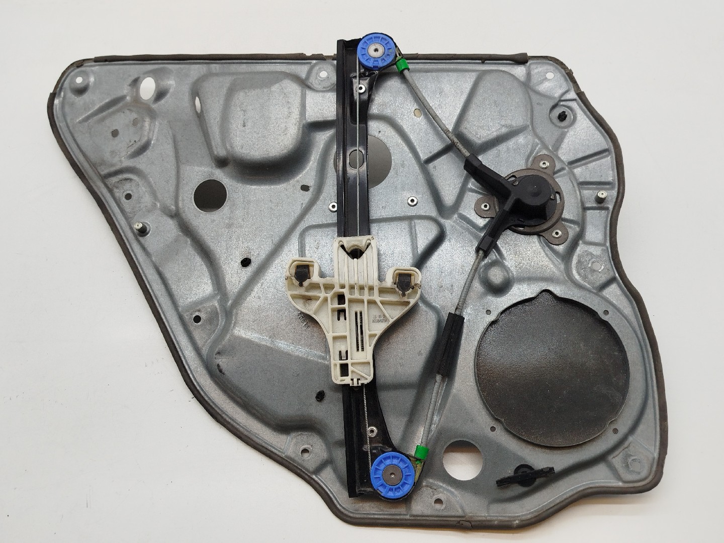 Mecanismo do vidro trás direito VOLKSWAGEN POLO (9N_) | 01 - 14 Imagem-4