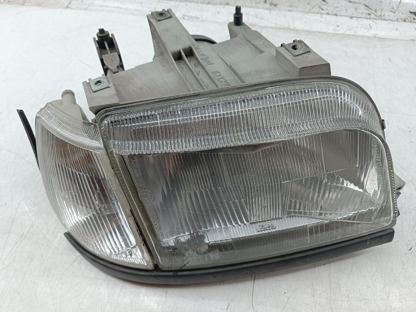 Ótica Direita RENAULT CLIO I (B/C57_, 5/357_) | 90 - 98 Imagem-4