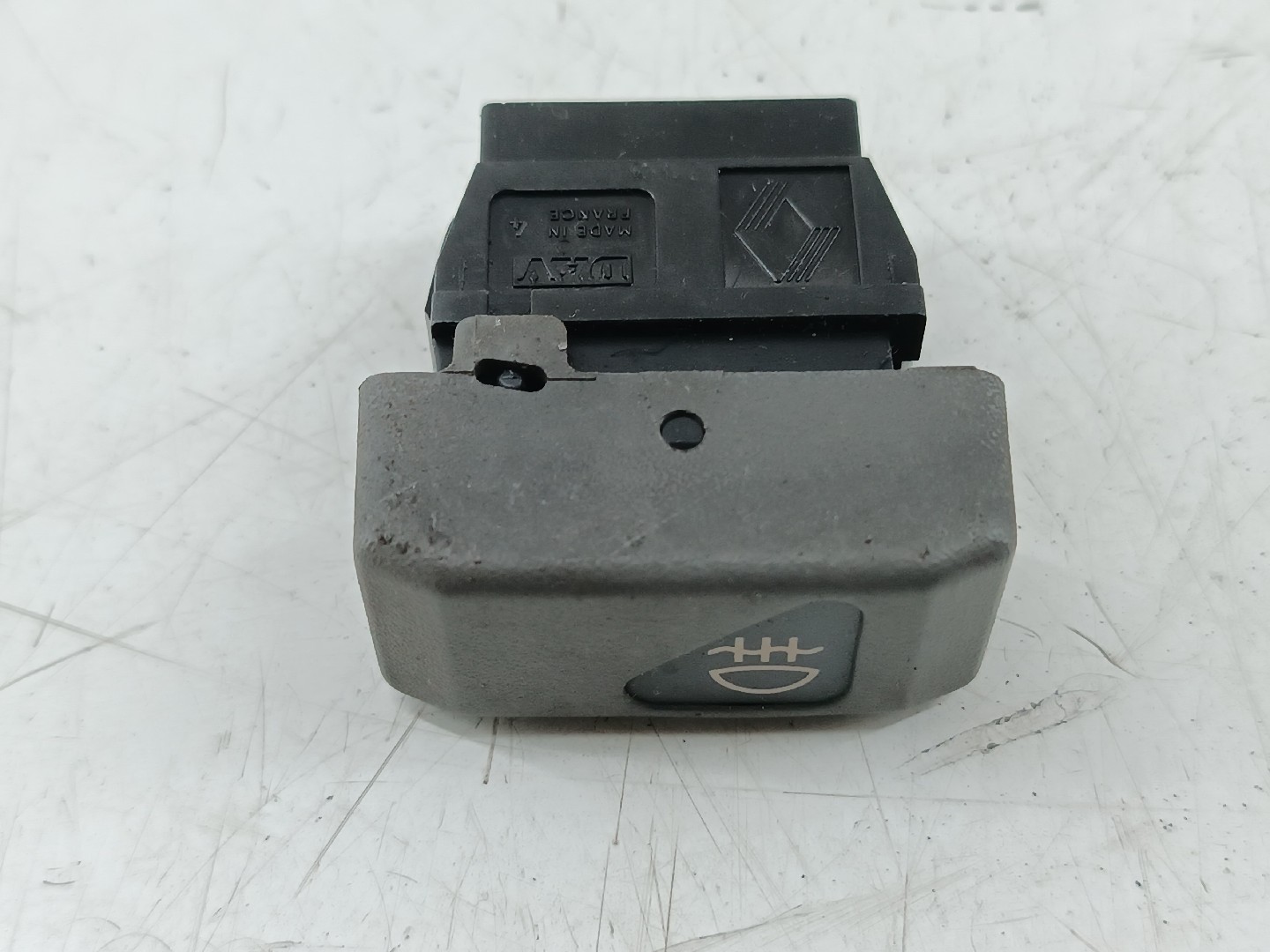 Botão de luz de nevoeiro RENAULT CLIO I (B/C57_, 5/357_) | 90 - 98 Imagem-2