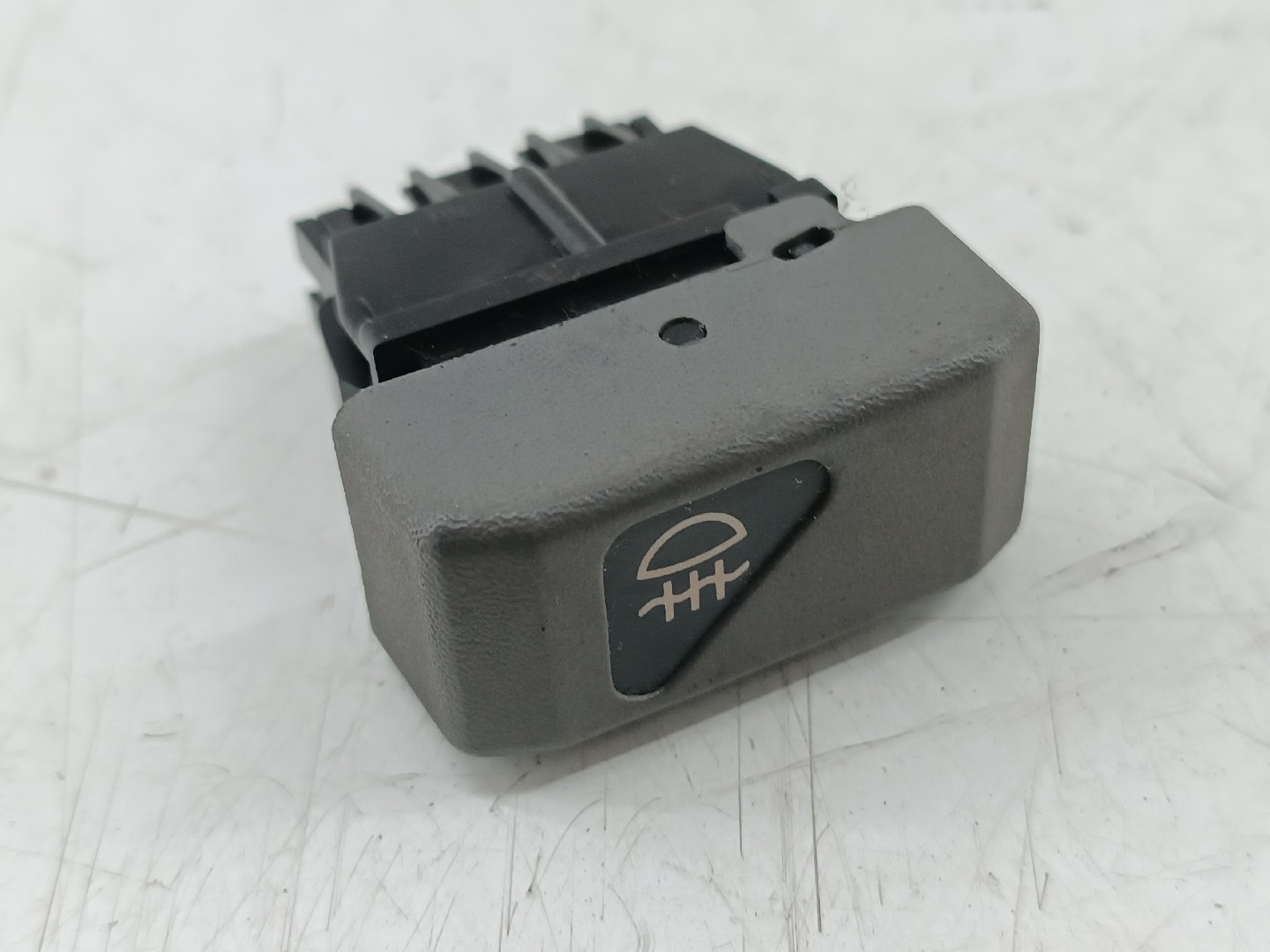 Botão de luz de nevoeiro RENAULT CLIO I (B/C57_, 5/357_) | 90 - 98 Imagem-3