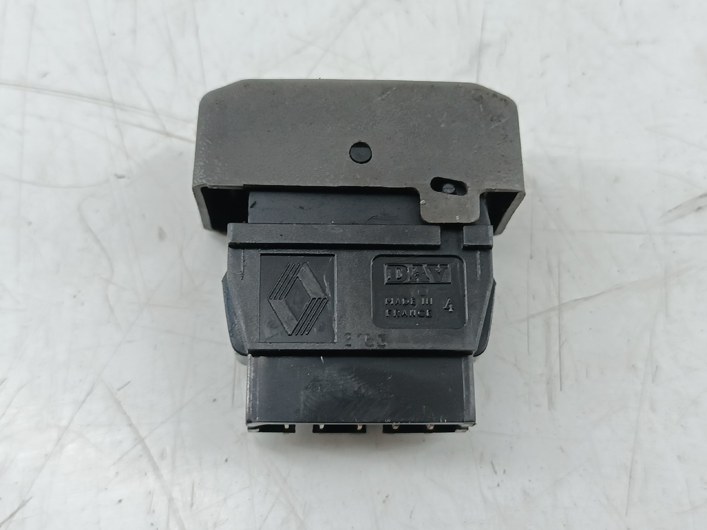 Botão de luz de nevoeiro RENAULT CLIO I (B/C57_, 5/357_) | 90 - 98