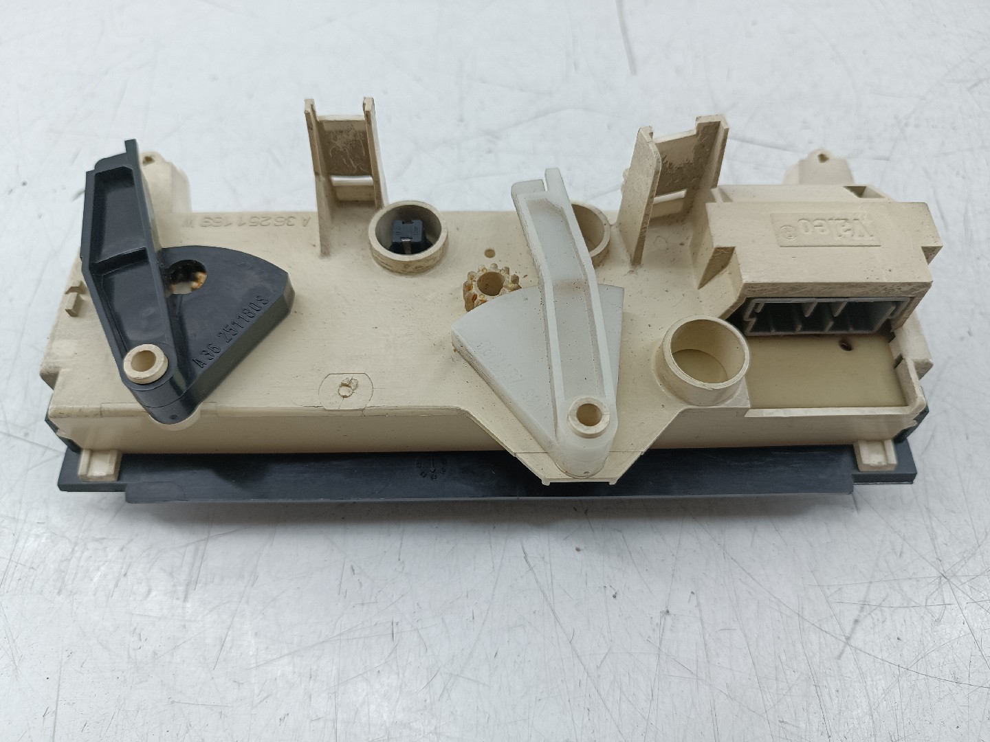 Comando Climatizaçao / Sofagem RENAULT CLIO I (B/C57_, 5/357_) | 90 - 98 Imagem-2