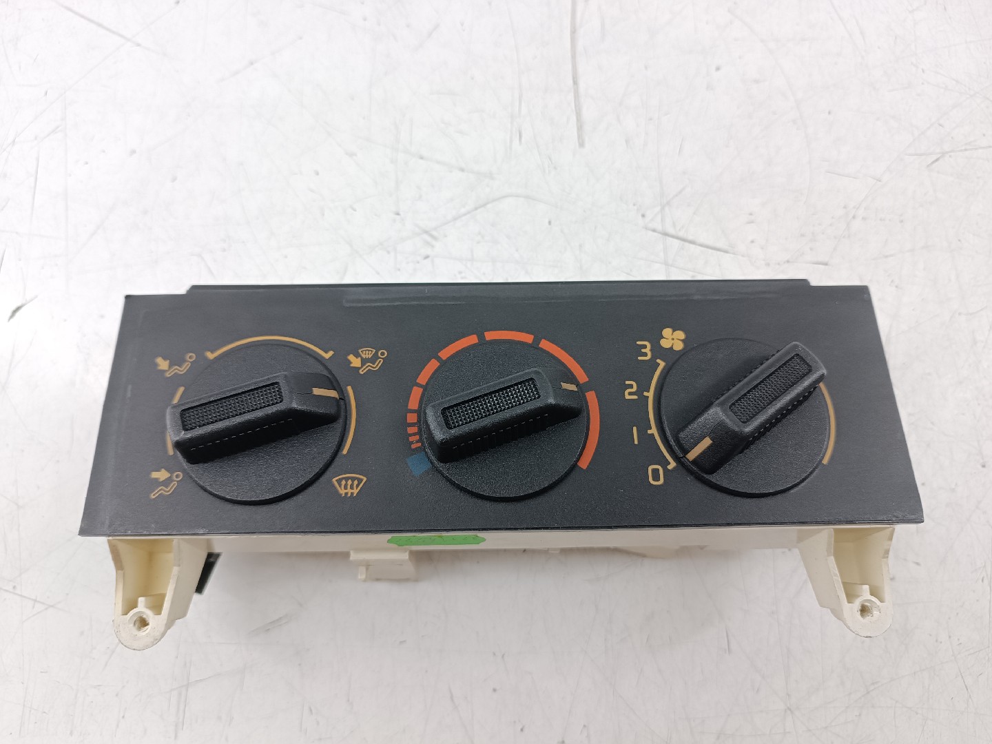 Comando Climatizaçao / Sofagem RENAULT CLIO I (B/C57_, 5/357_) | 90 - 98 Imagem-6