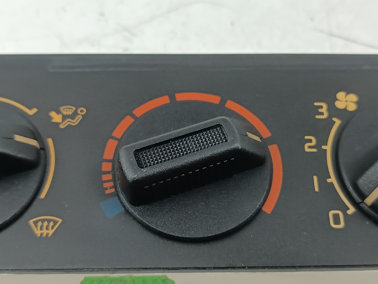 Comando Climatizaçao / Sofagem RENAULT CLIO I (B/C57_, 5/357_) | 90 - 98 Imagem-4