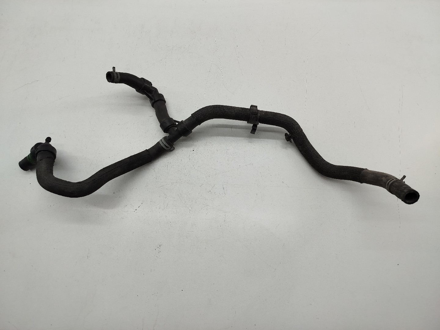 Tubo de radiador RENAULT MEGANE III Hatchback (BZ0/1_) | 08 -  Imagem-4