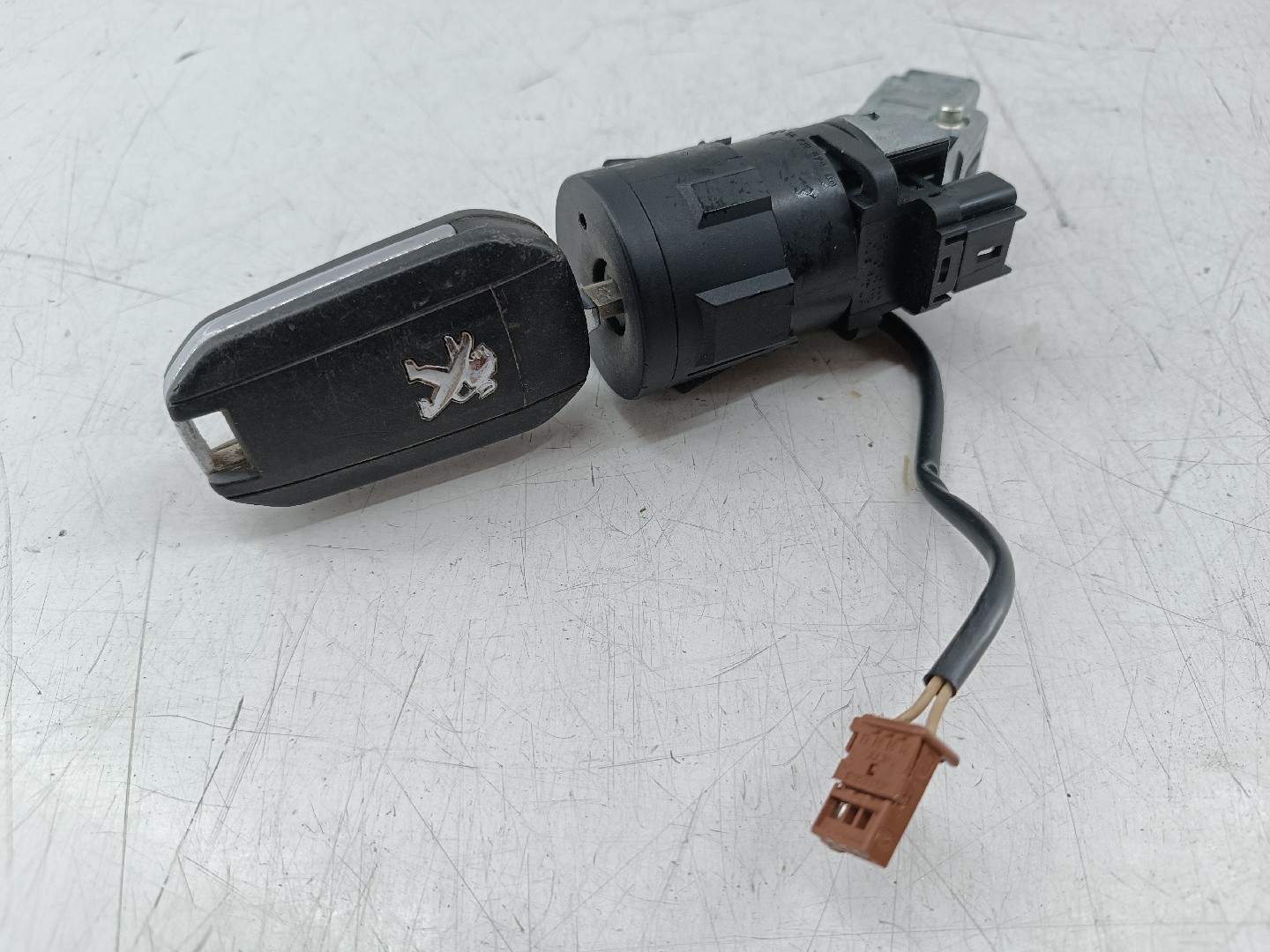 Canhão da ignição PEUGEOT 308 SW II | 14 -  Imagem-5