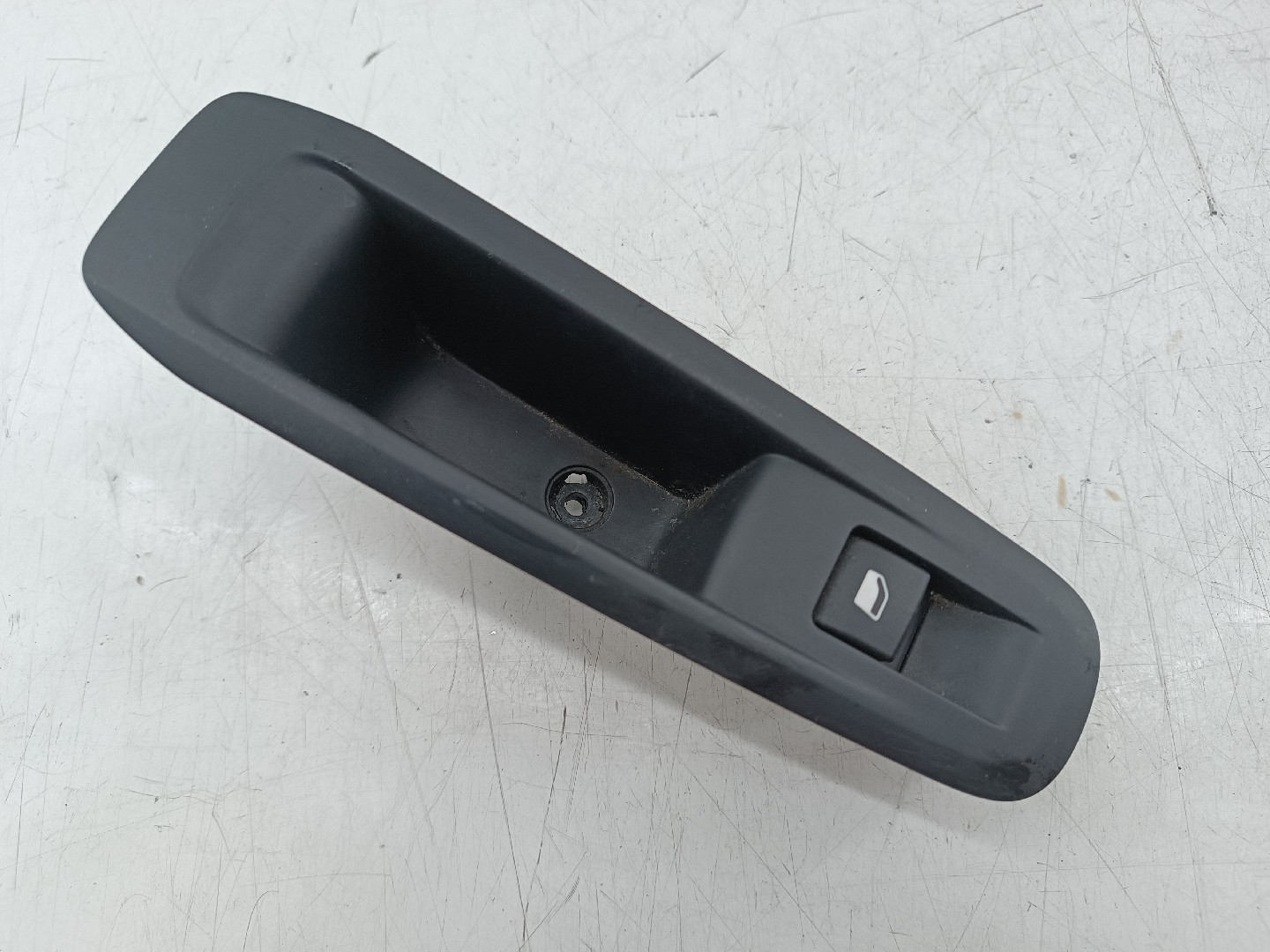 Comutador de vidro traseiro direito PEUGEOT 308 SW II | 14 -  Imagem-4