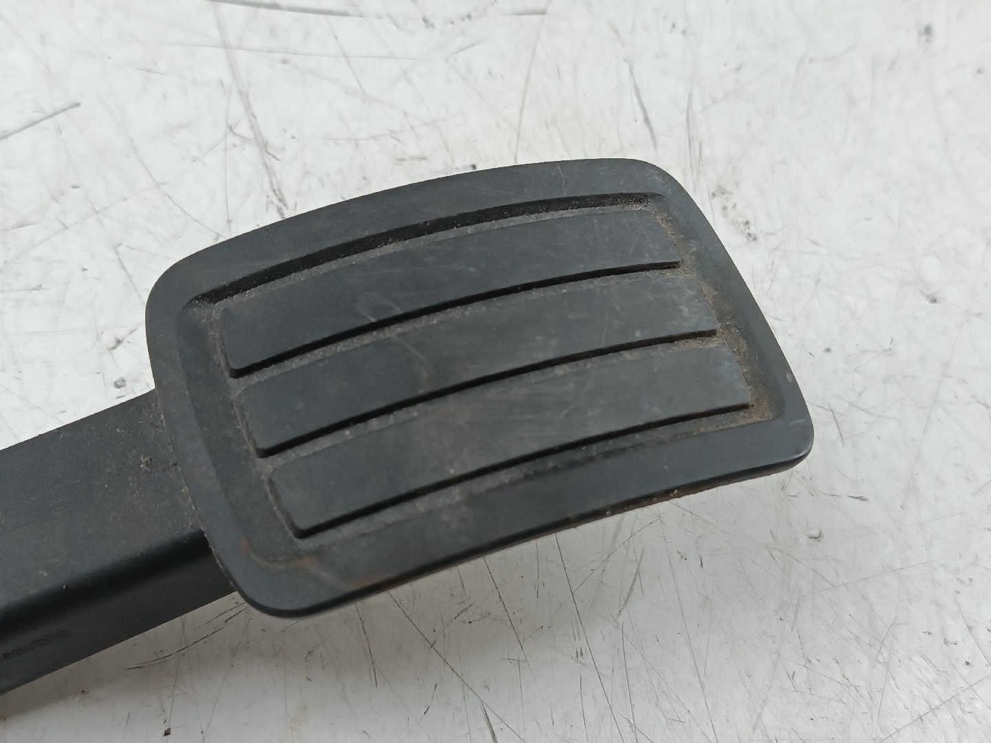 Pedal acelerador PEUGEOT 308 SW II | 14 -  Imagem-1