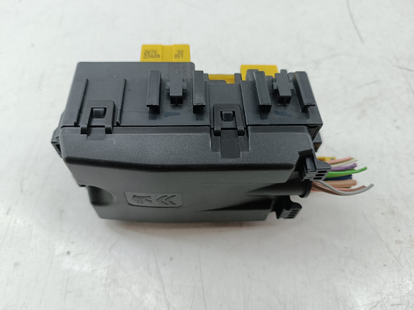 Módulo de fusíveis de bateria PEUGEOT 308 SW II | 14 -  Imagem-1