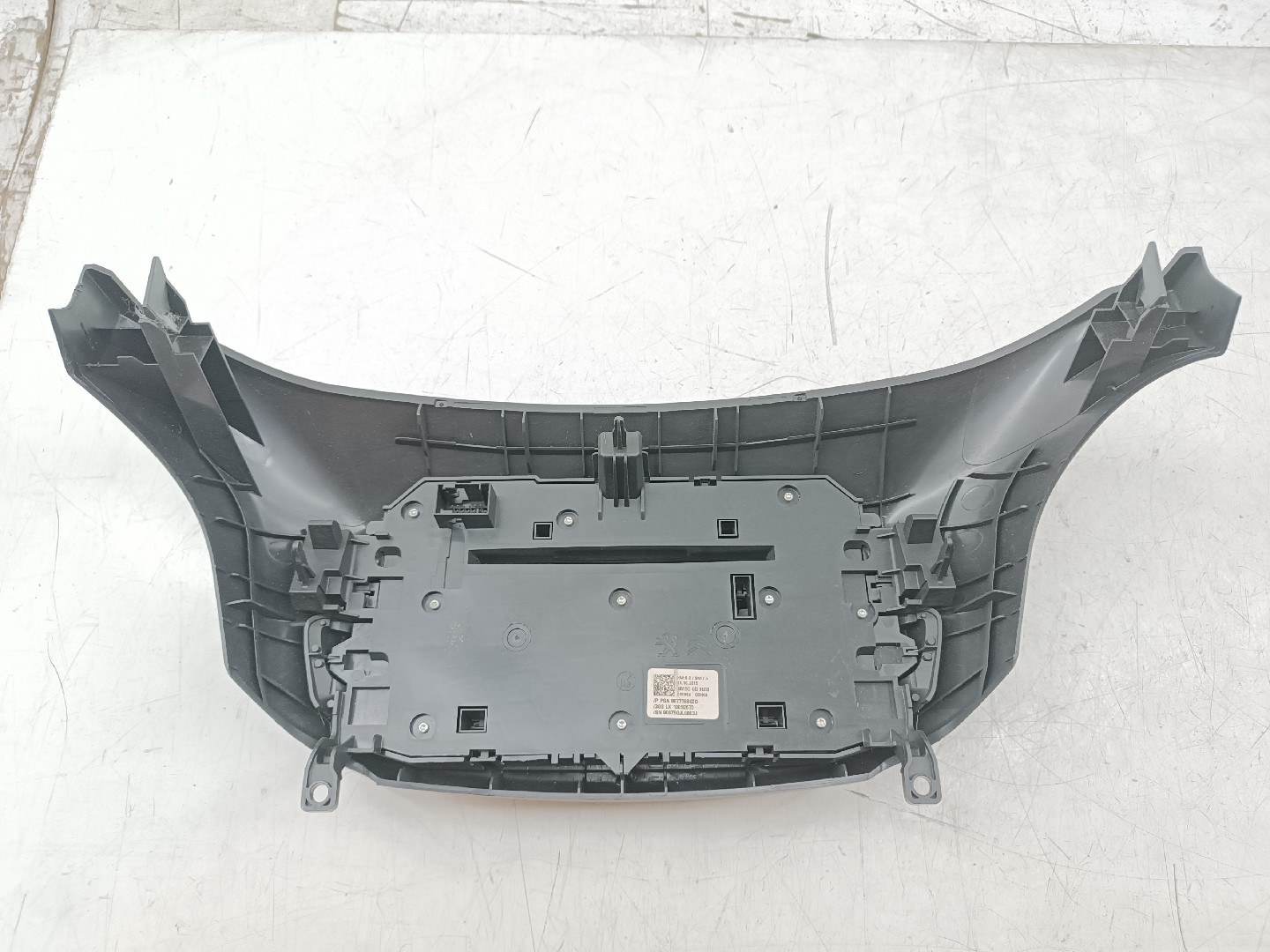 Painel do rádio e sofagem PEUGEOT 308 SW II | 14 - 