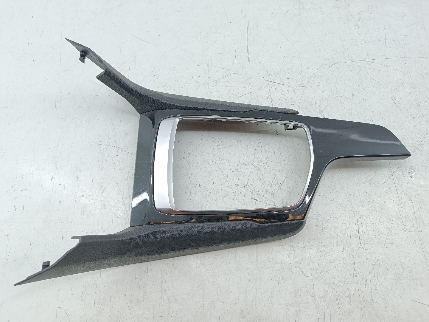 Consola central das mudanças PEUGEOT 308 SW II | 14 -  Imagem-3