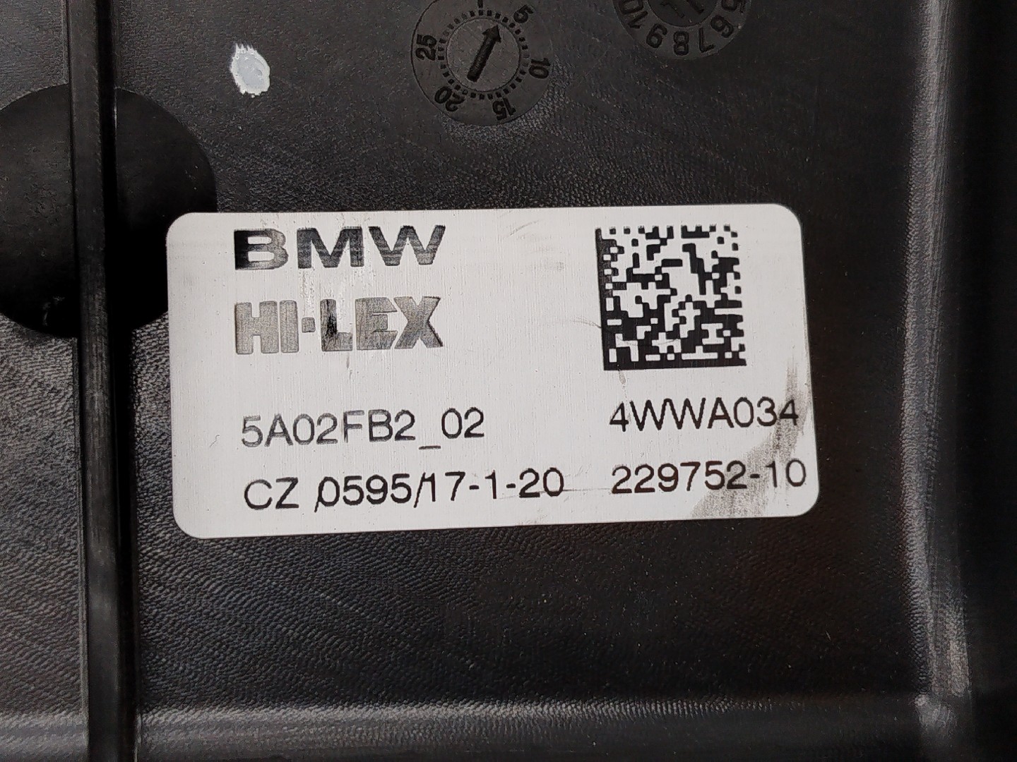 Mecanismo do vidro  frente direito BMW 1 (F40) | 19 -  Imagem-1