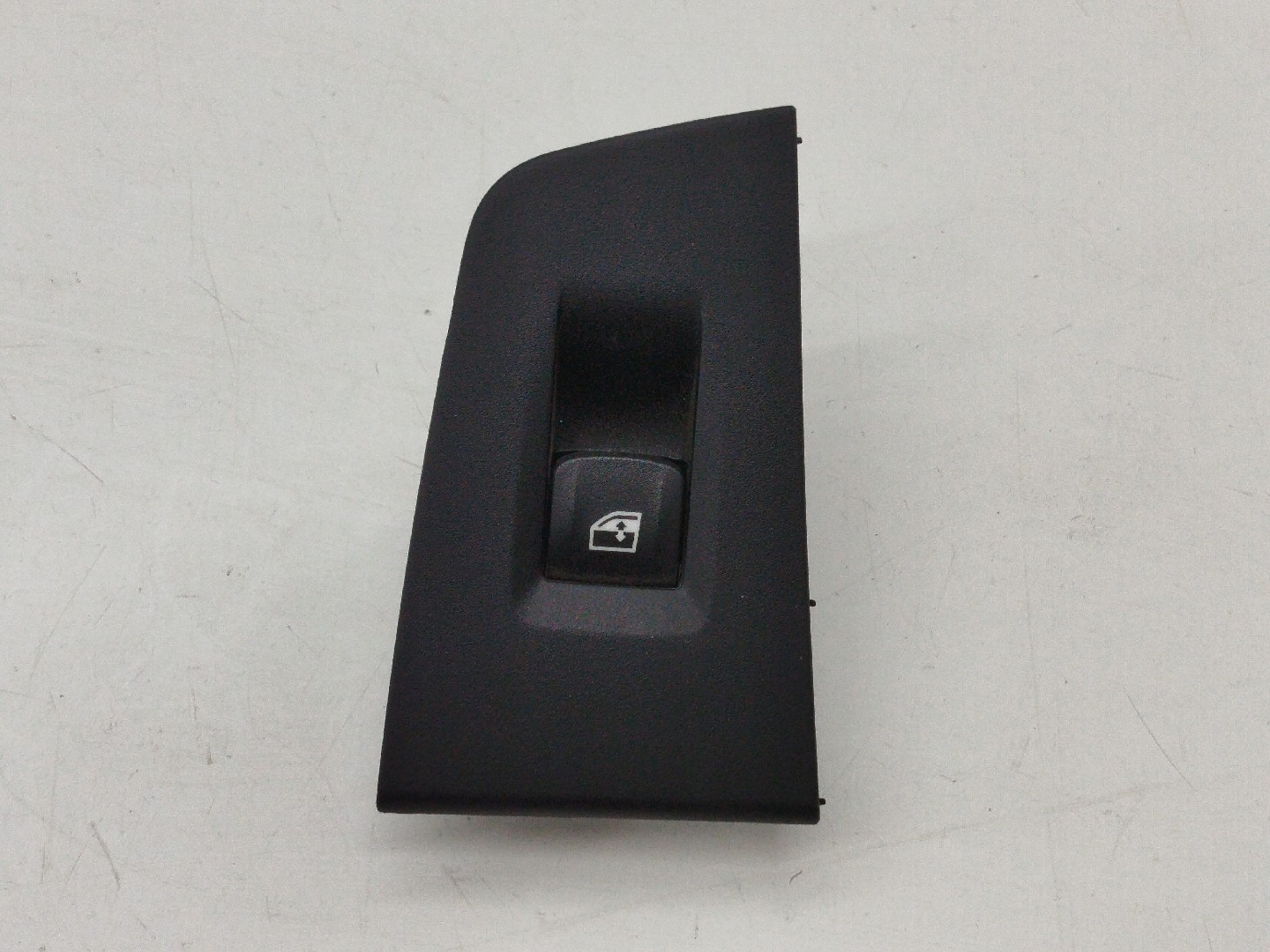 Comutador de vidro frente direito BMW 1 (F40) | 19 -  Imagem-6