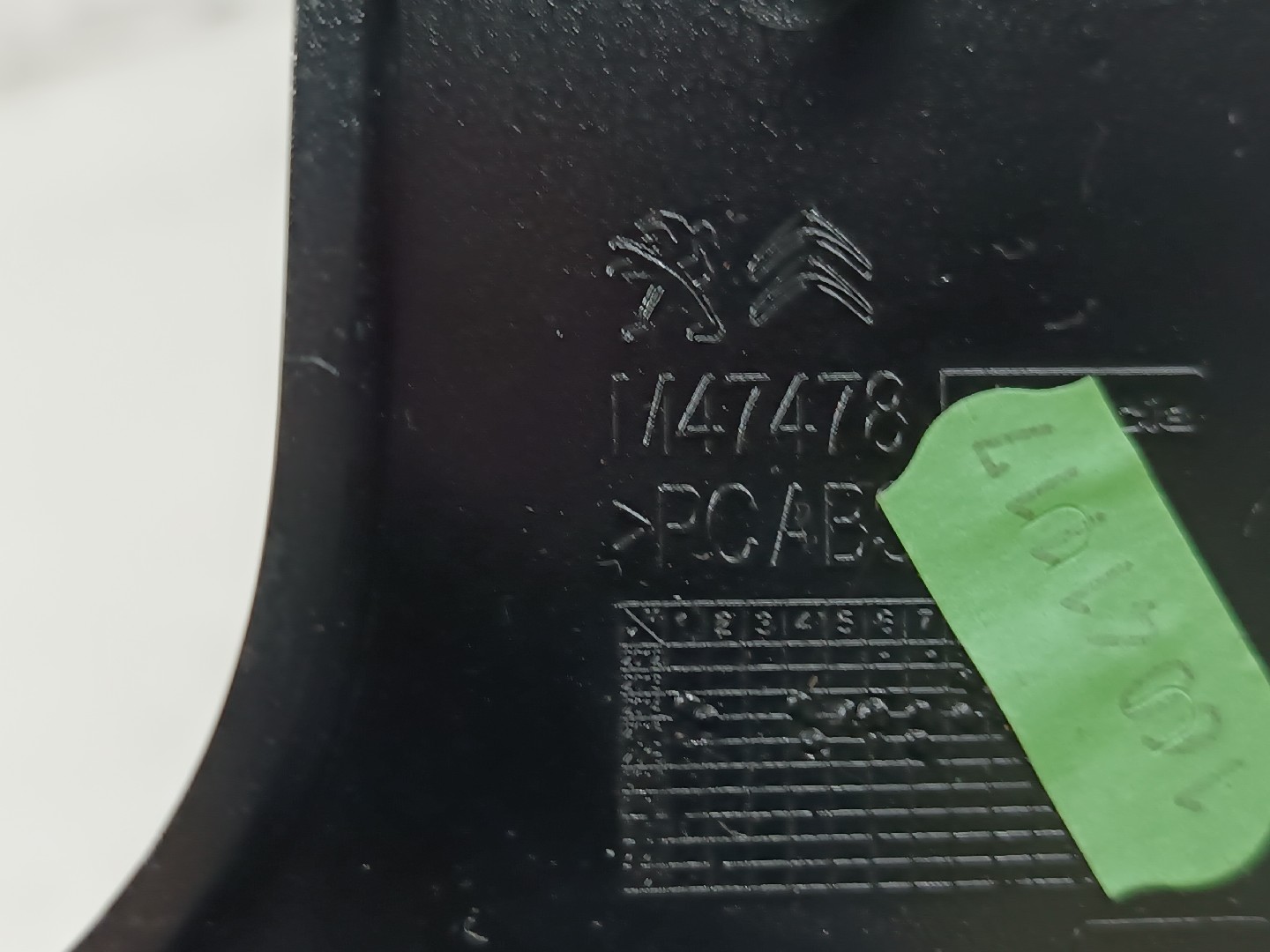 Moldura de consola central PEUGEOT 308 SW II | 14 -  Imagem-2