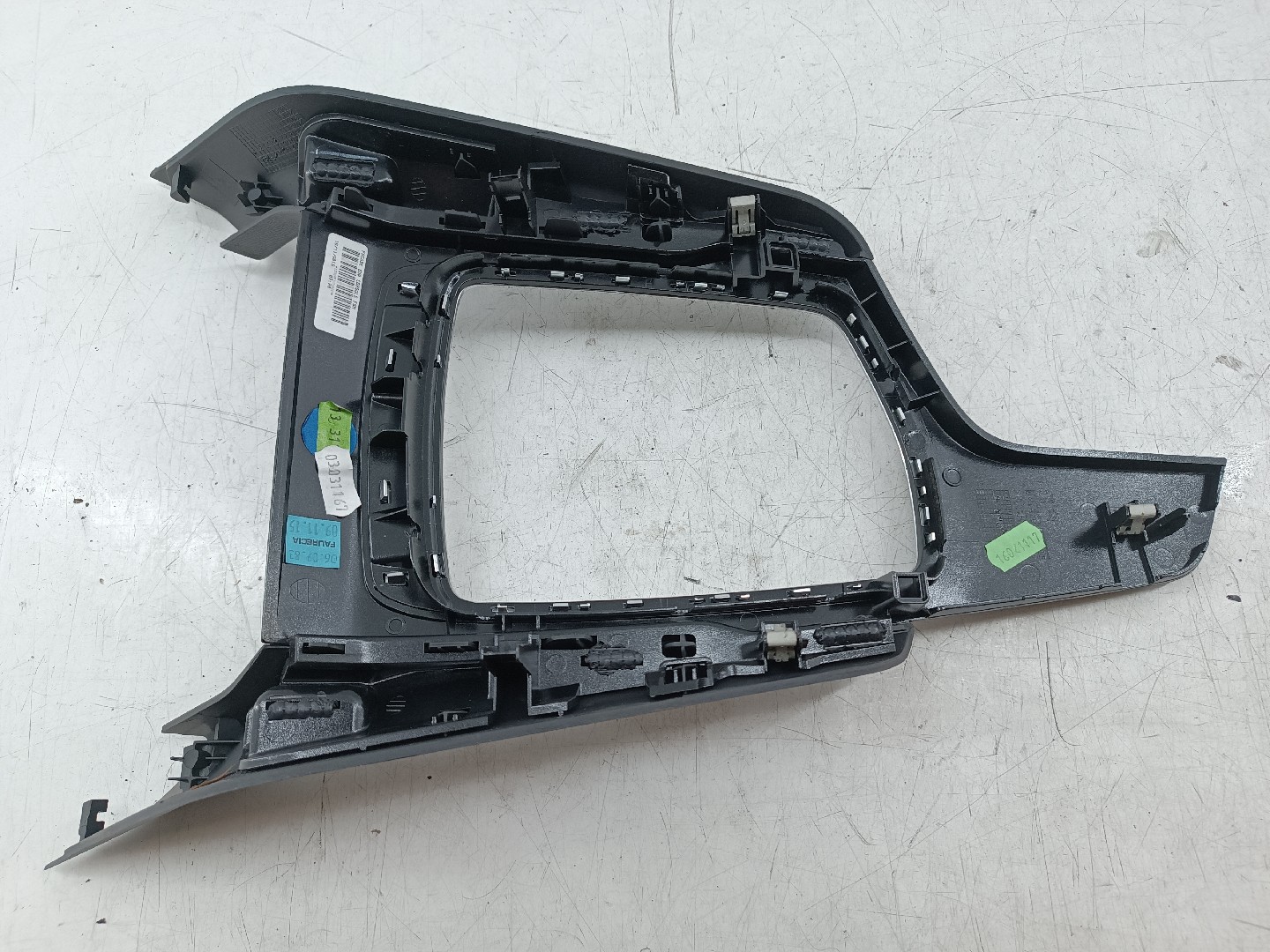 Moldura de consola central PEUGEOT 308 SW II | 14 -  Imagem-1