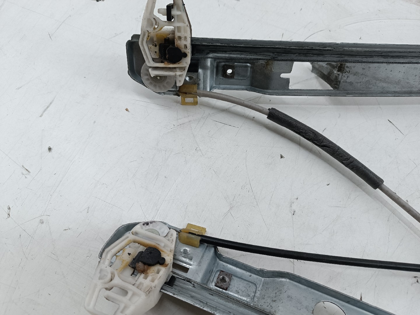 Motor e elevador de vidro frente direito RENAULT MEGANE II (BM0/1_, CM0/1_) | 01 - 12 Imagem-1