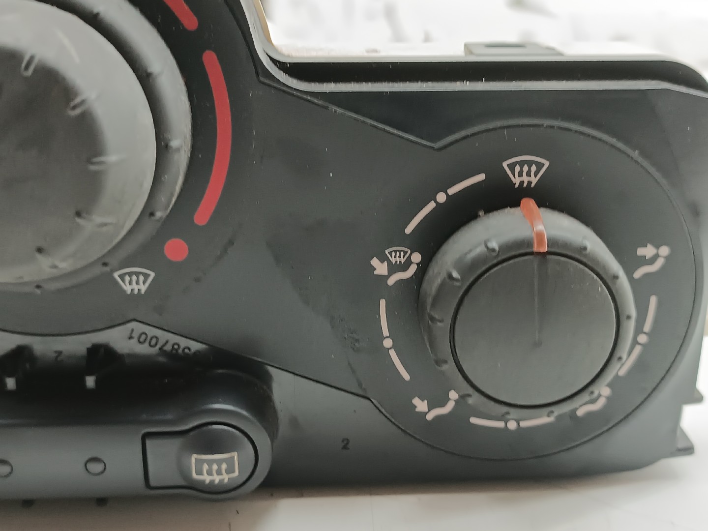 Comutador de Sofagem / Ar Condicionado RENAULT MEGANE II (BM0/1_, CM0/1_) | 01 - 12 Imagem-5