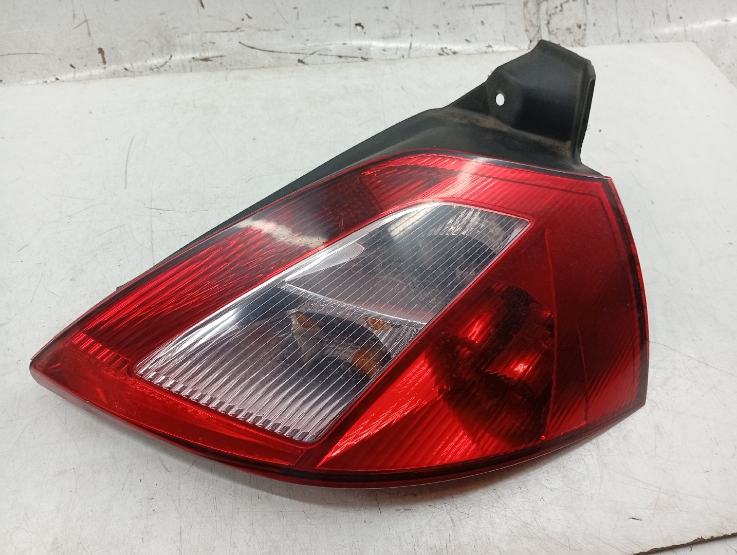 Farolim Stop Direito RENAULT MEGANE II (BM0/1_, CM0/1_) | 01 - 12 Imagem-6