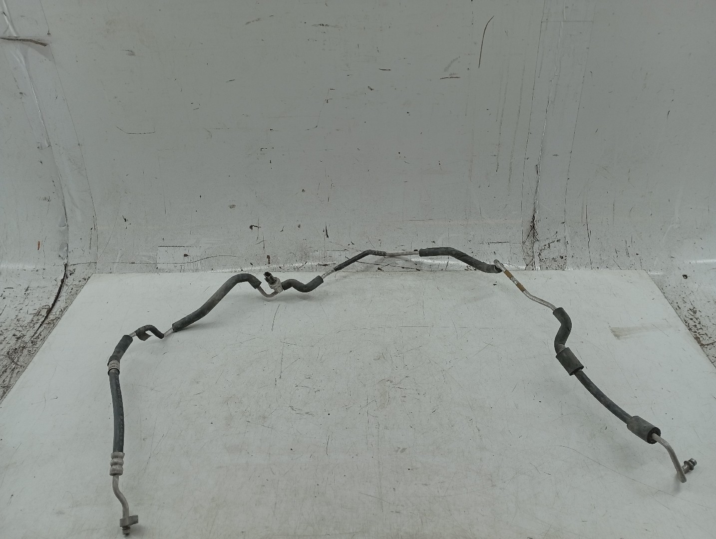 Tubo de Ar condicionado MAZDA 6 Hatchback (GG) | 02 - 08 Imagem-2