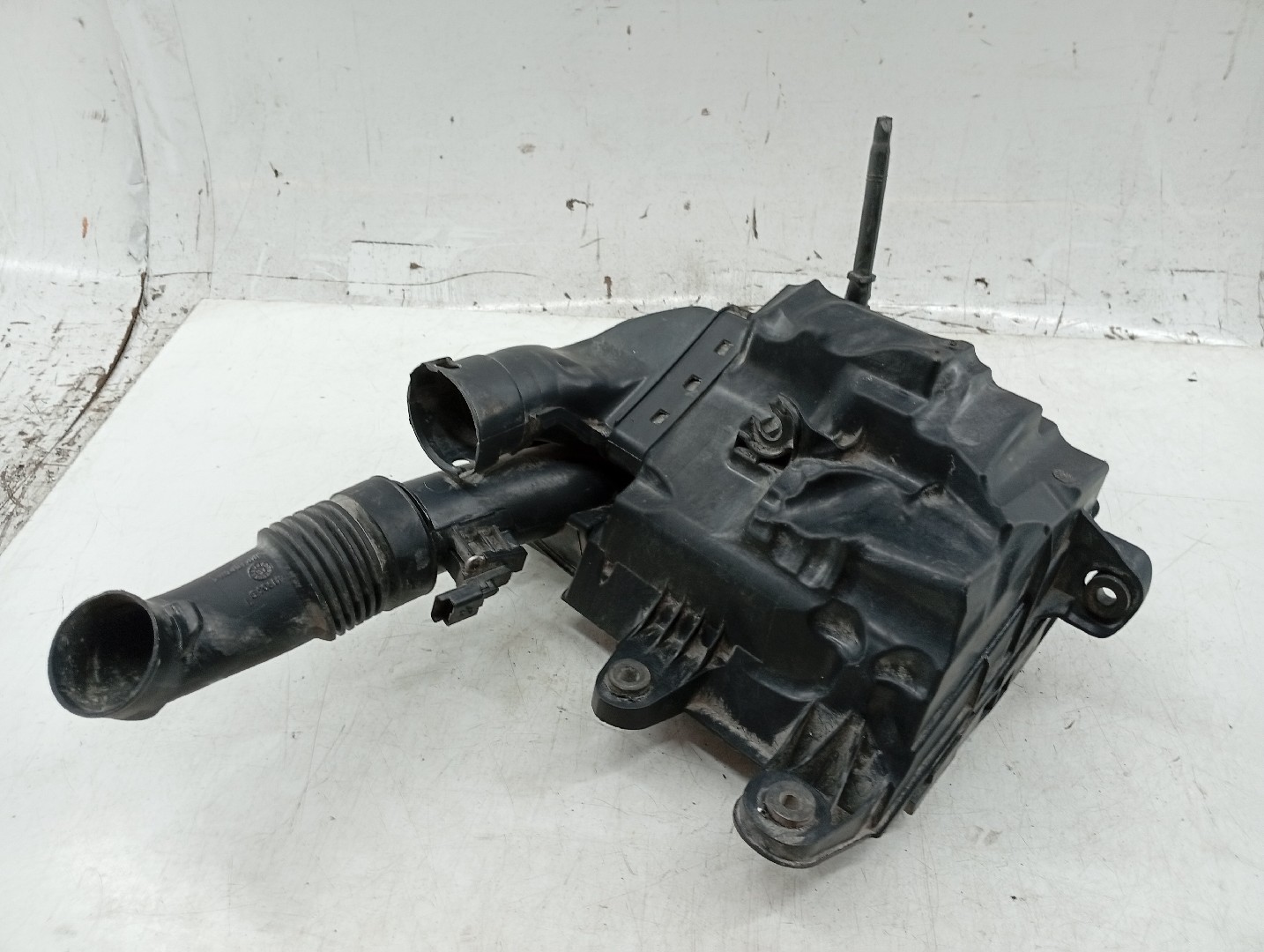 Caixa de filtro de ar PEUGEOT 208 I (CA_, CC_) | 12 -  Imagem-6