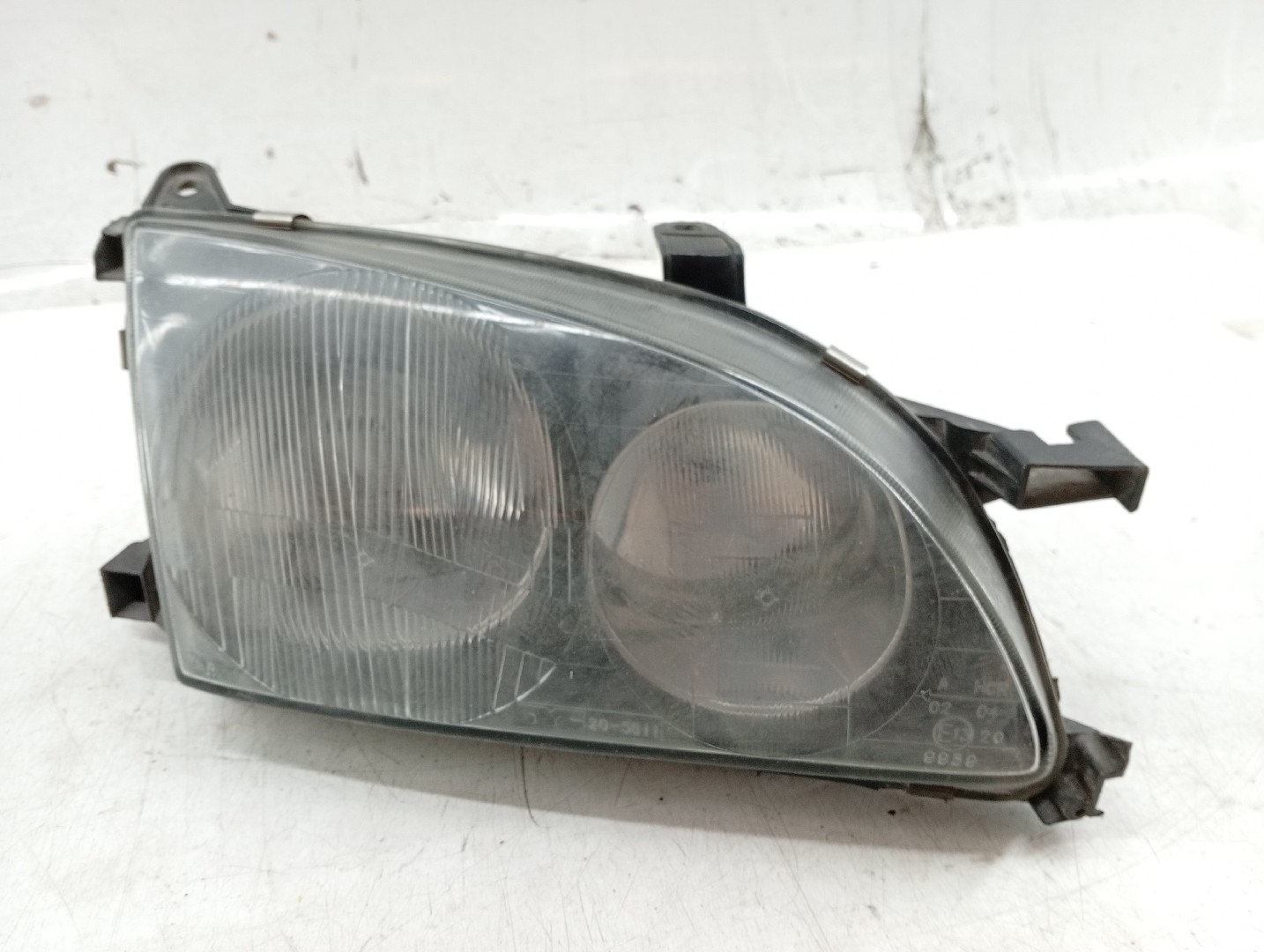 Ótica Direita TOYOTA AVENSIS (_T22_) | 97 - 03