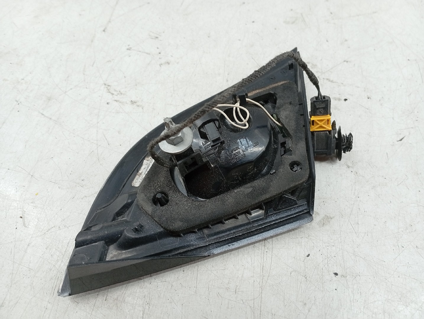 Farolim da Mala Esquerdo CITROEN DS4 | 11 - 15 Imagem-2