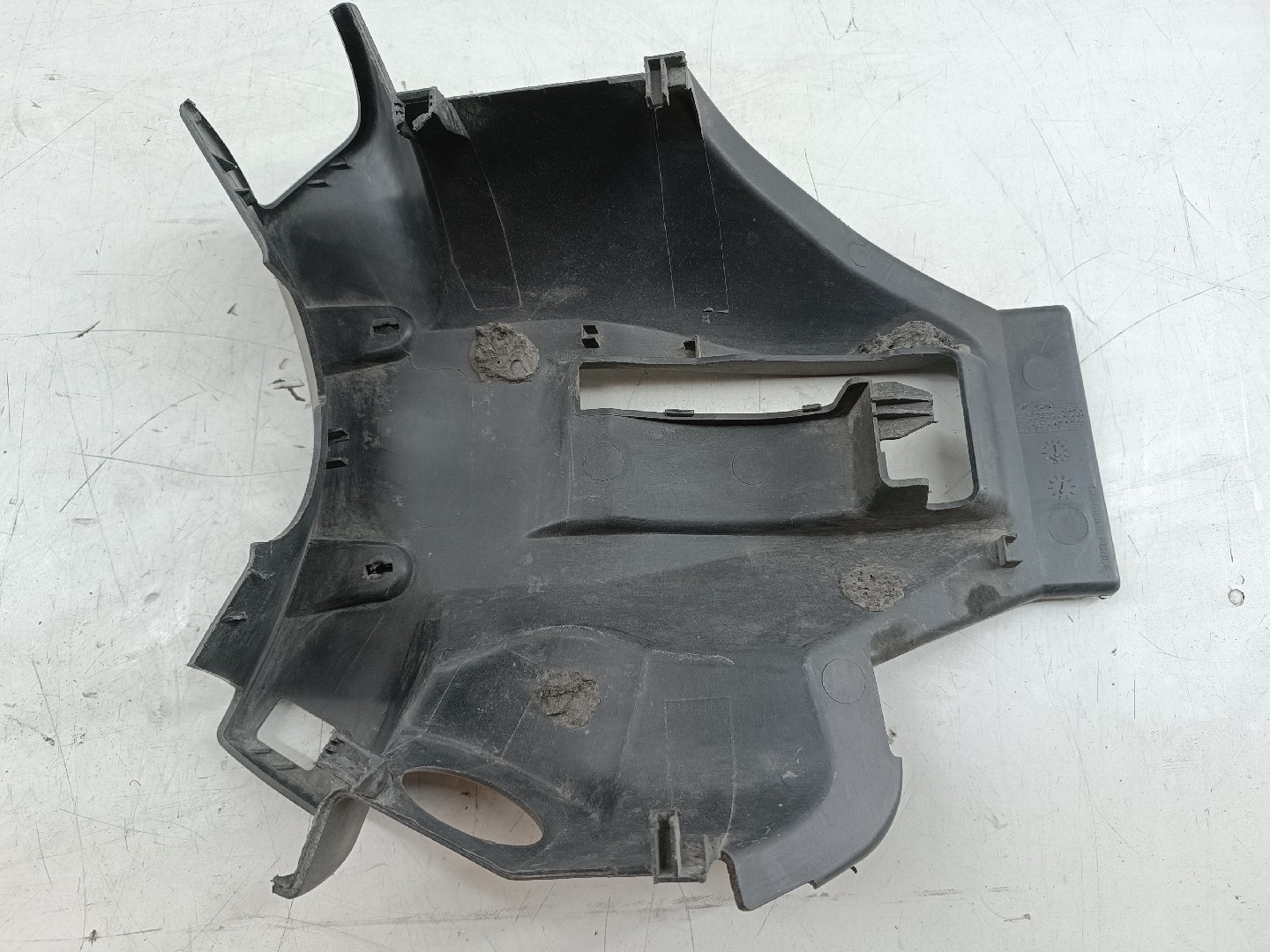 Revestimento da coluna de direção RENAULT CLIO III (BR0/1, CR0/1) | 05 -  Imagem-1