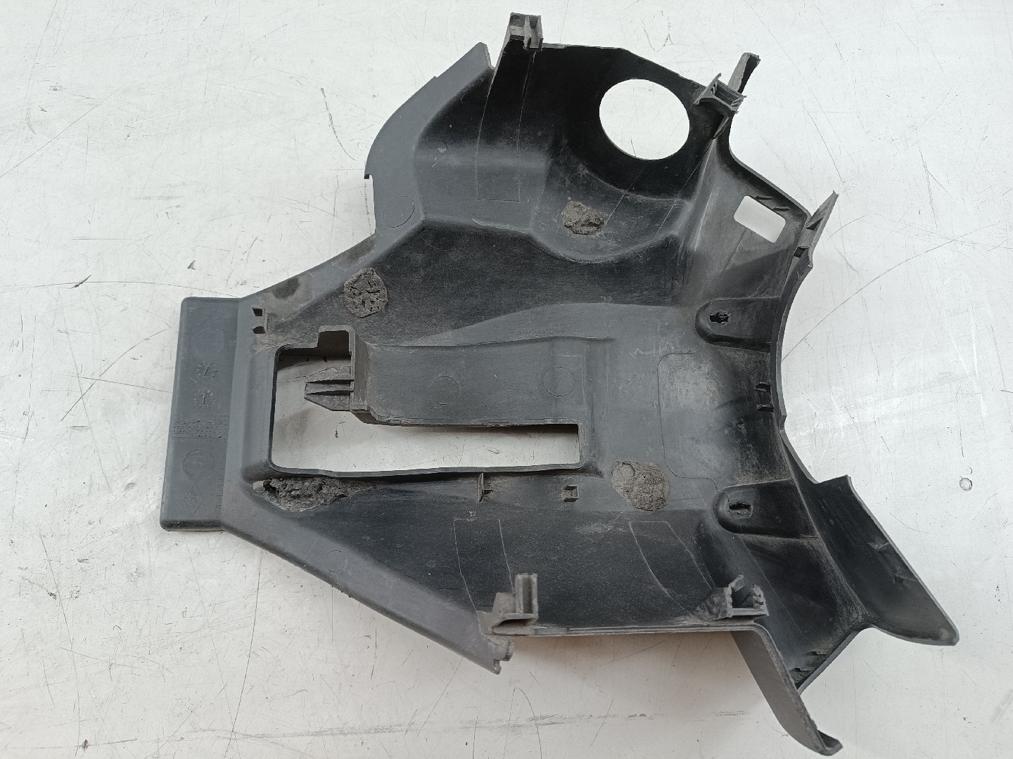 Revestimento da coluna de direção RENAULT CLIO III (BR0/1, CR0/1) | 05 - 