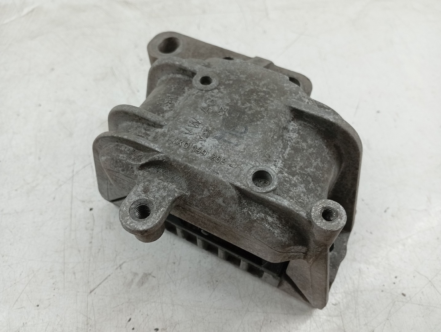 Apoio de motor VOLKSWAGEN GOLF VI (5K1) | 08 - 14