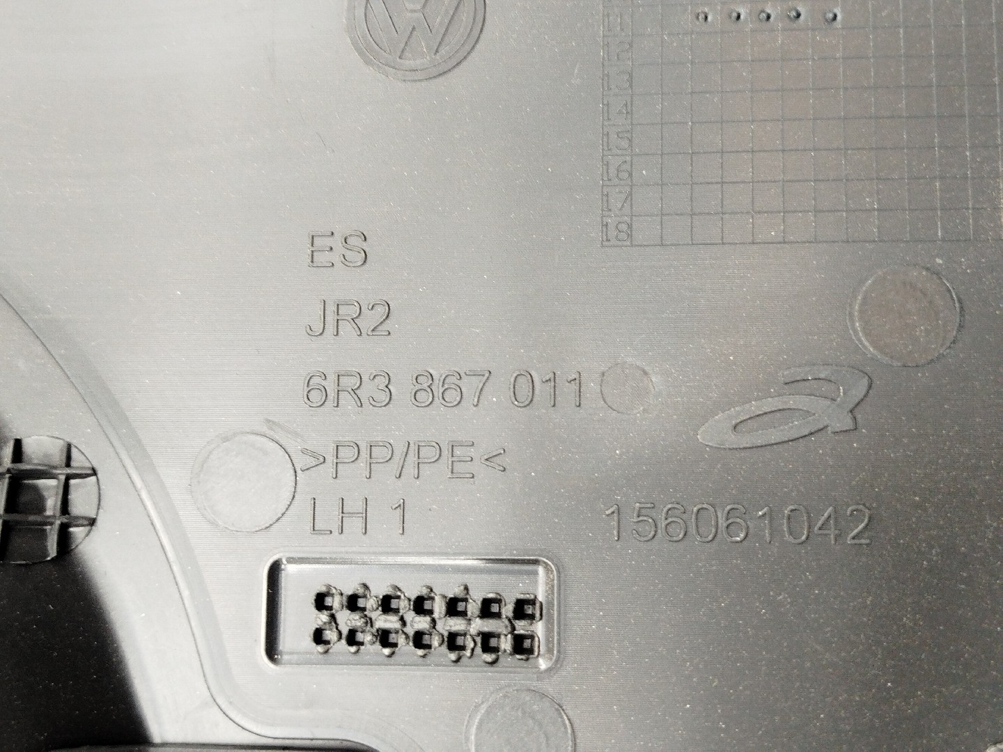 Quartela de porta frente esquerda VOLKSWAGEN POLO (6R1, 6C1) | 09 -  Imagem-5