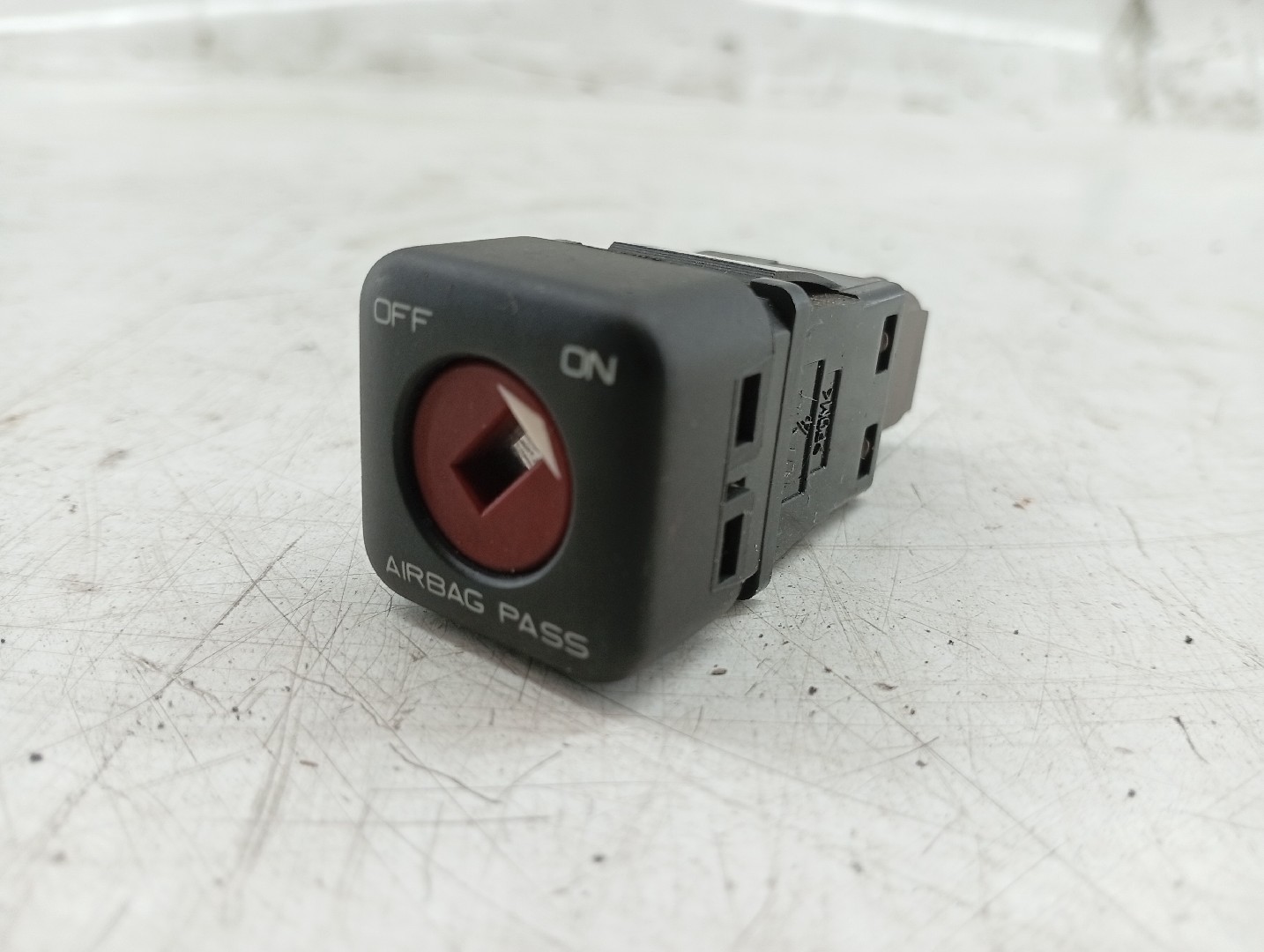 Botão de airbag de passageiro CITROEN C3 I (FC_, FN_) | 02 - 