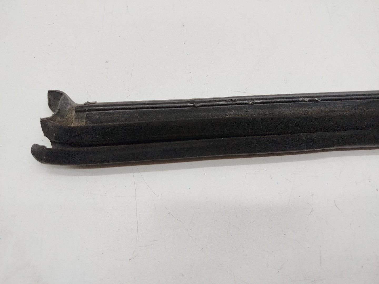 Raspador de vidro VOLKSWAGEN POLO (6R1, 6C1) | 09 -  Imagem-1