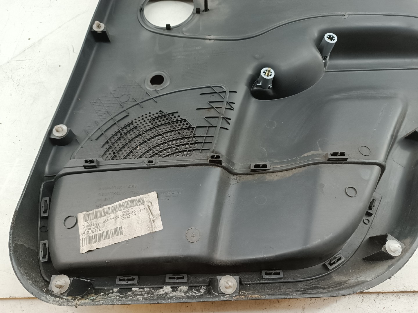 Quartela de porta trás esquerda CITROEN C3 I (FC_, FN_) | 02 -  Imagem-1