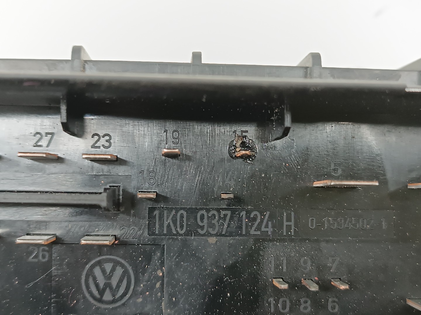 Caixa de Fusíveis AUDI A3 (8P1) | 03 - 13 Imagem-1