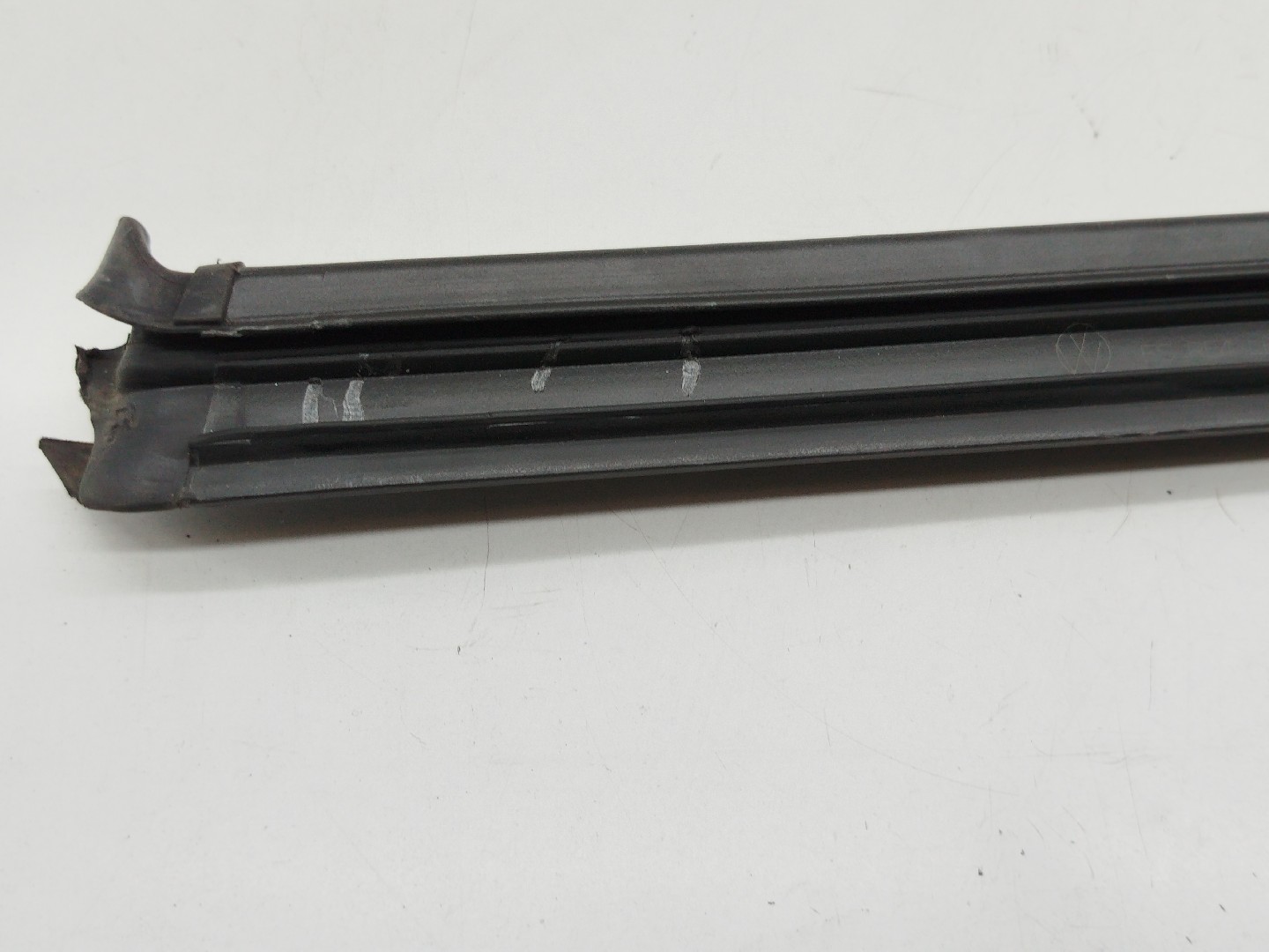 Raspador de vidro VOLKSWAGEN POLO (6R1, 6C1) | 09 -  Imagem-2